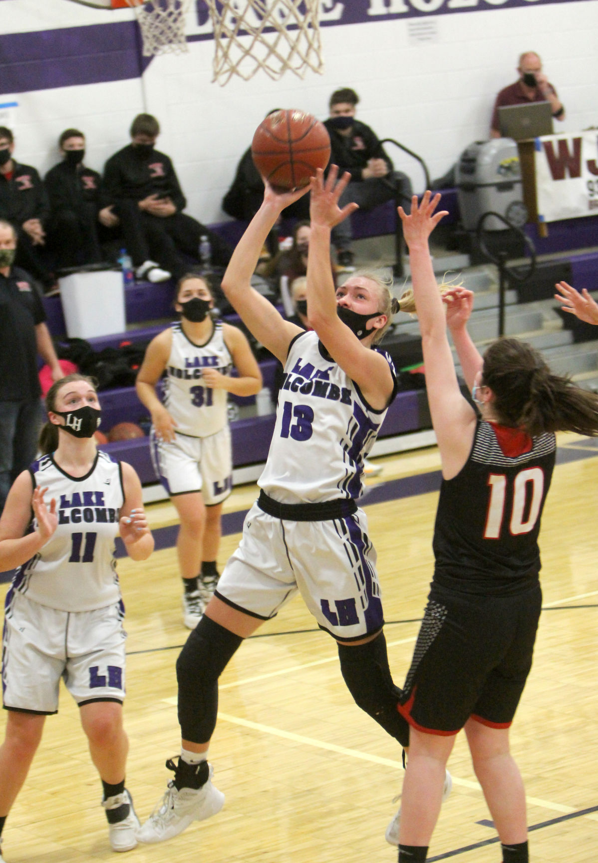 Winter at Lake Holcombe girls basketball 1-5-21